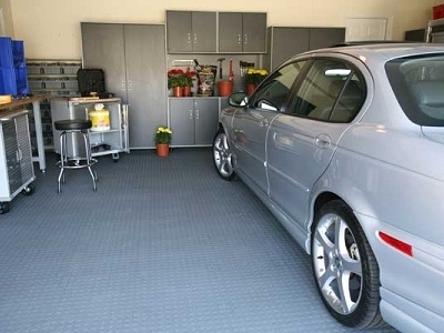 No more unsighlty garage floors !